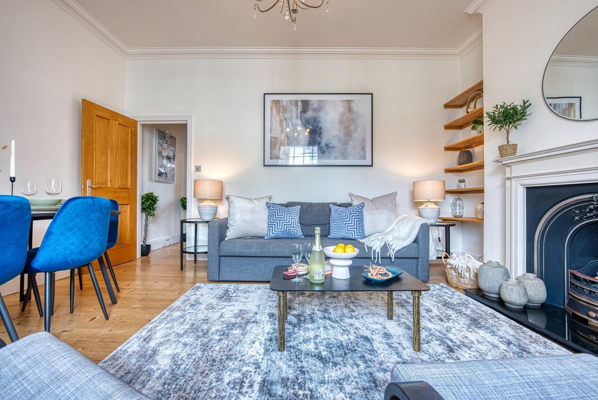 Appartement 2-bedroom Stunning, Modern & Spacious Apartment, Near Ocean Village, Southampton, Summer Offer Available - By Blue Puffin *